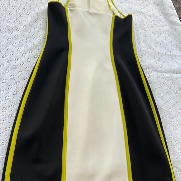 GUESS dress, size 4 in Navy, white and apple green - Picture 6 of 6